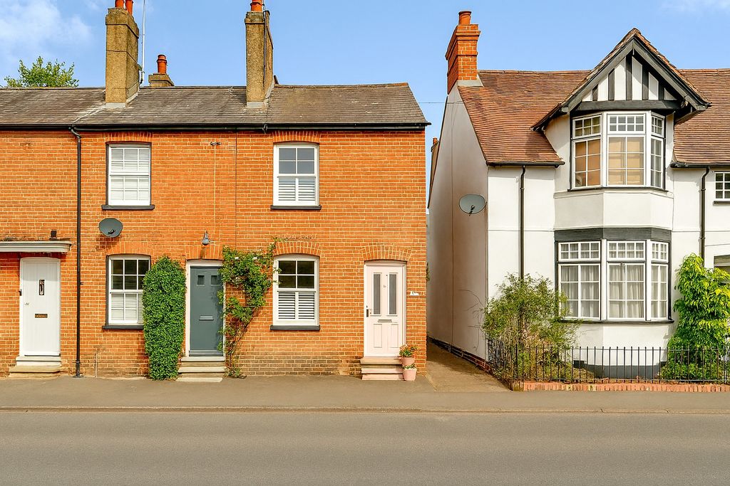 Property photo 1 of 17