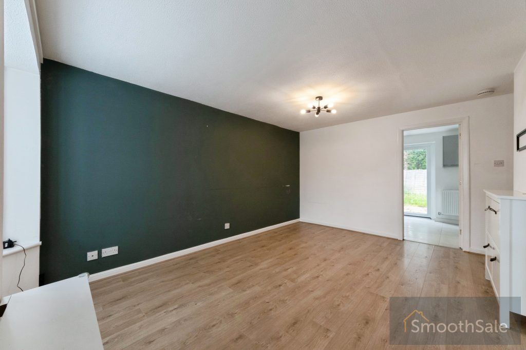Property photo 2 of 34