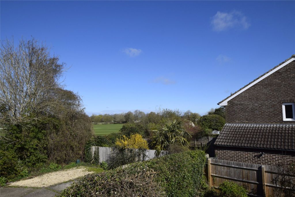 Property photo 2 of 10 Picture No. 40