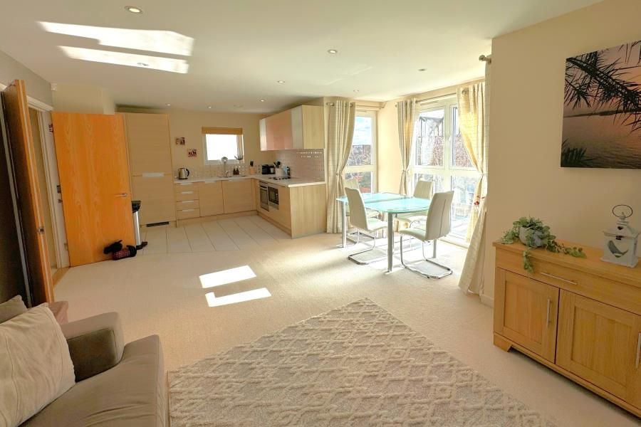 Property photo 2 of 11