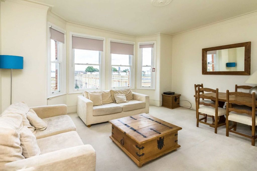 Property photo 2 of 4