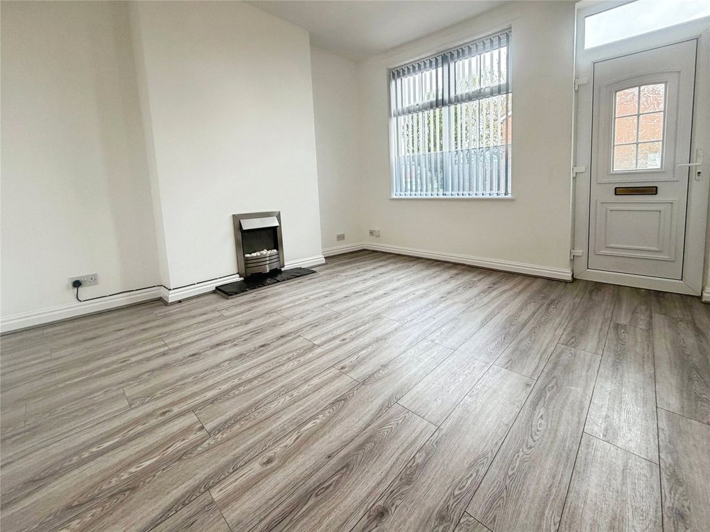 Property photo 2 of 9 Picture No. 05