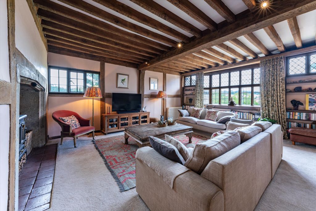 Property photo 3 of 18 Image