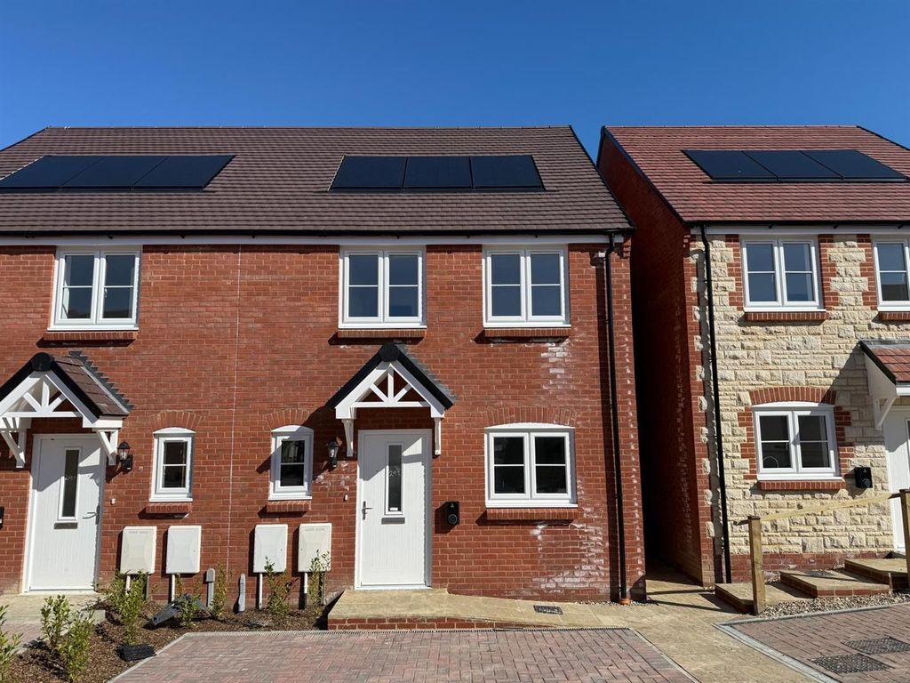 Property photo 1 of 14 Plot 292 Front.Jpeg