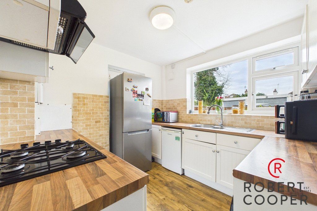 Property photo 2 of 9 Picture No. 13