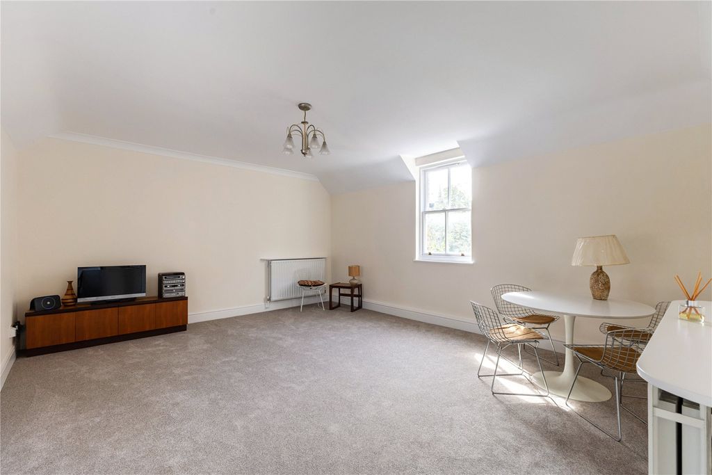 Property photo 2 of 10 Picture No. 07