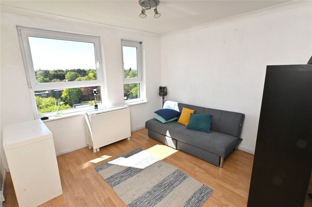 Property photo 2 of 7 Picture No. 05