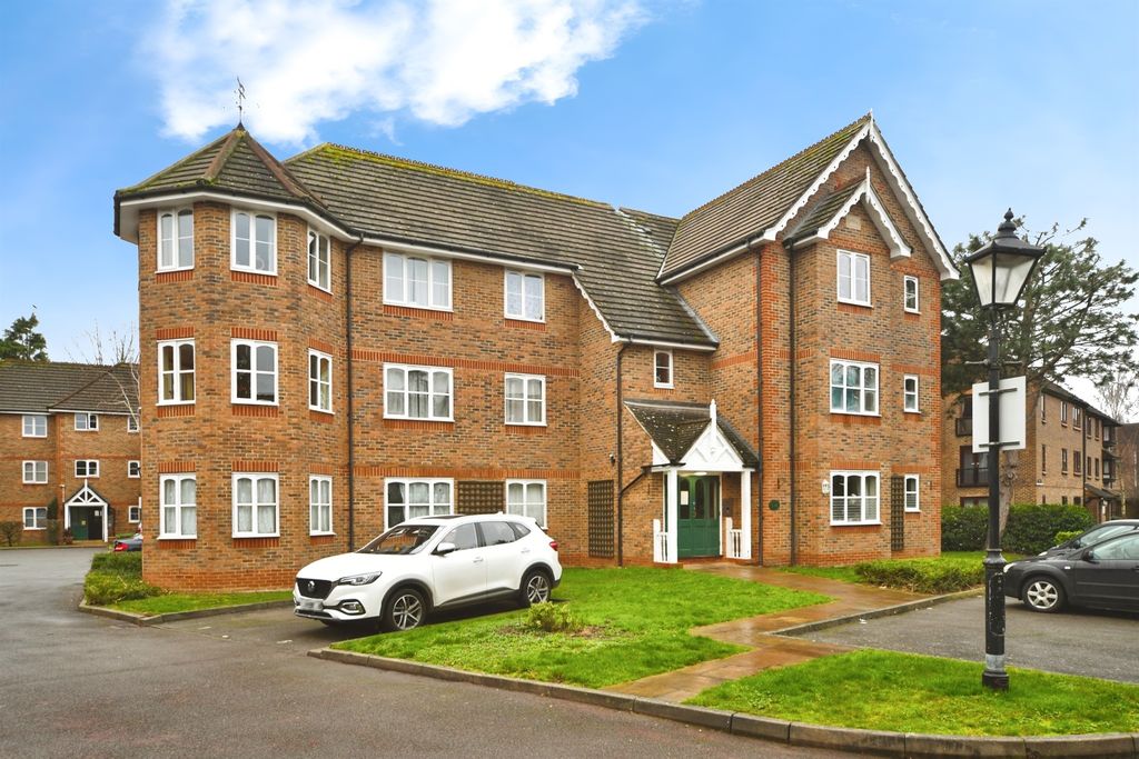 Property photo 3 of 15