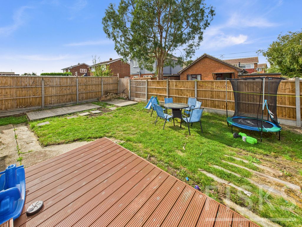 Property photo 3 of 4