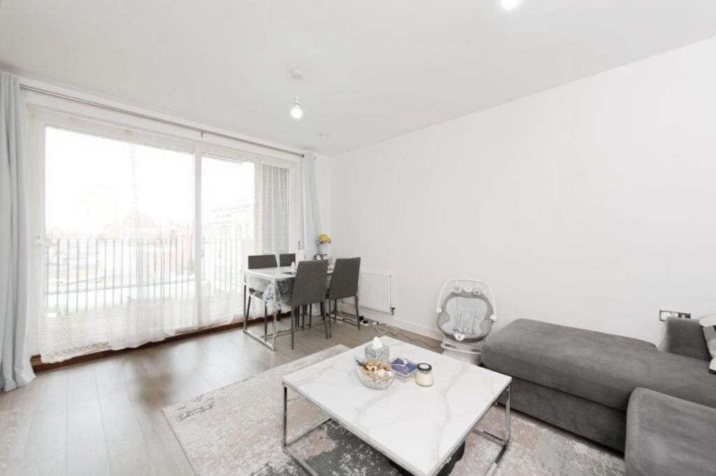 Property photo 3 of 10 Pic 2.Jpg