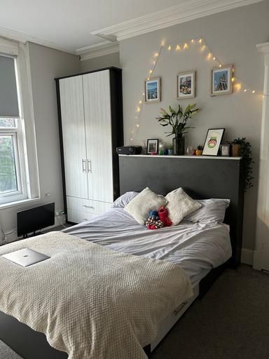 Property photo 2 of 13 A Bright And Welcoming Master Bedroom Featuring A ...