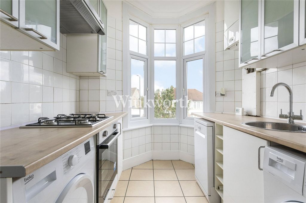 Property photo 3 of 11 Picture No. 11