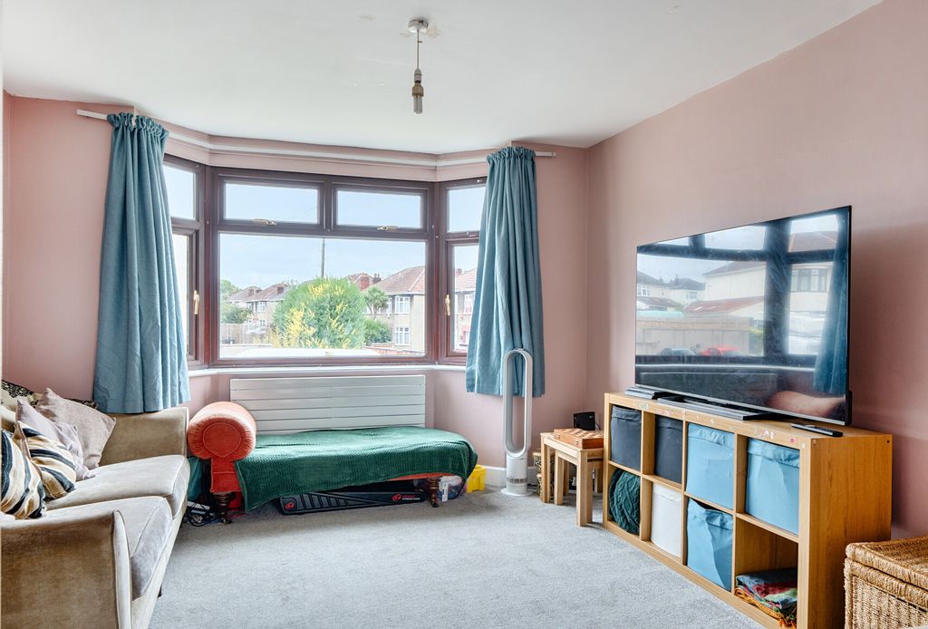 Property photo 2 of 18 1516981 (19).Jpg