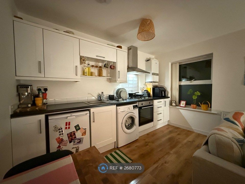 Property photo 3 of 8