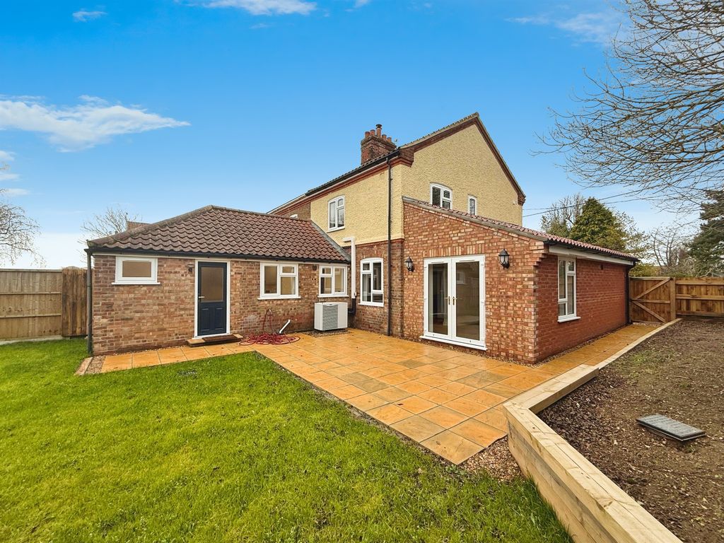 Property photo 1 of 24