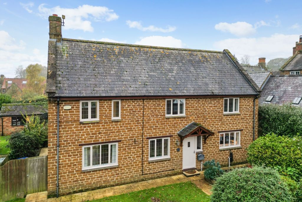 Property photo 3 of 49
