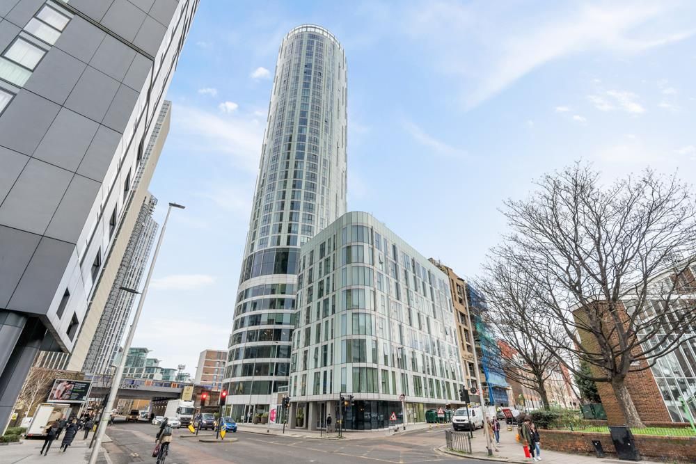 Property photo 1 of 15 Flat 3303, Sky Gardens Sw8 2Fz-Low Res-1.Jpg