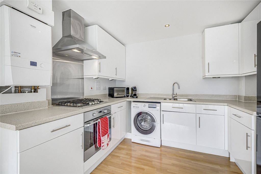 Property photo 1 of 10 Picture No. 21