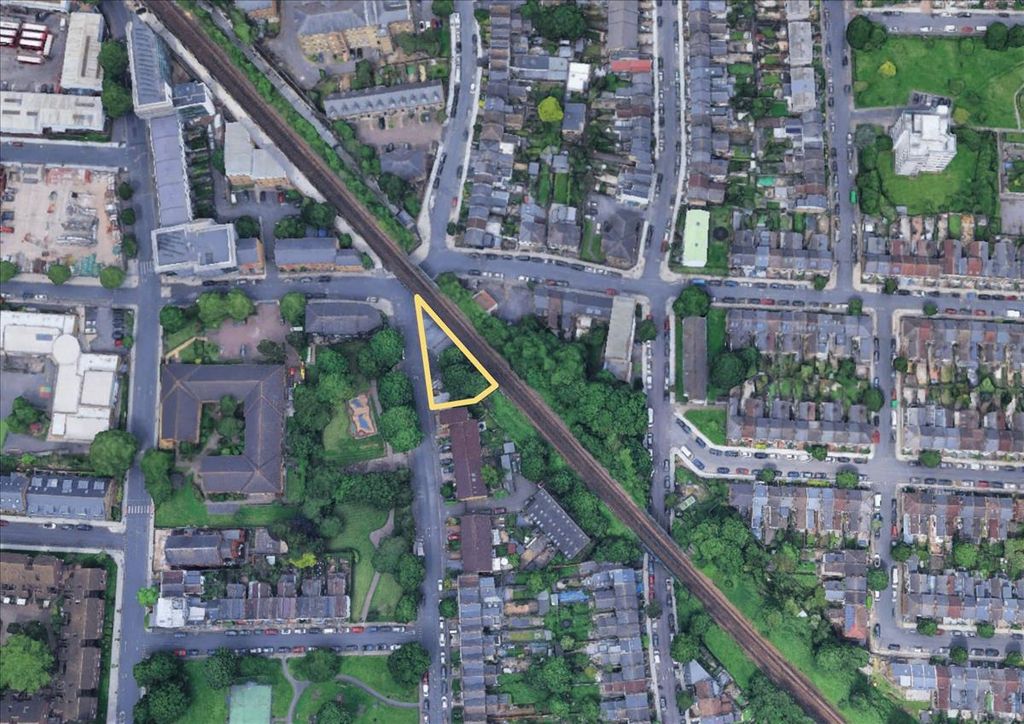 Property photo 2 of 5