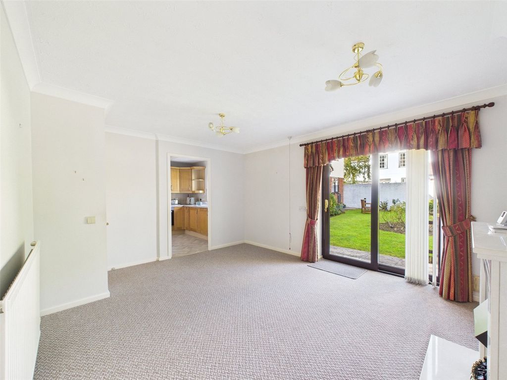 Property photo 2 of 10 Picture No. 08