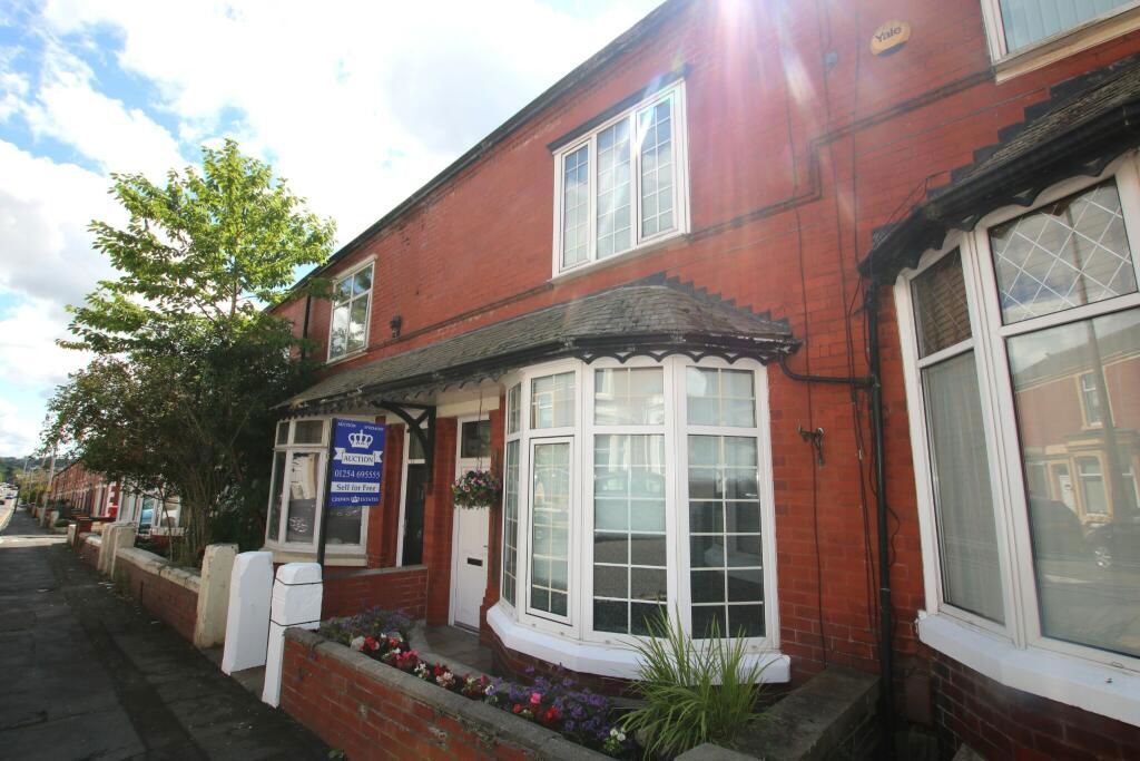 Property photo 1 of 21