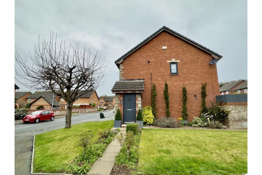 Property photo 3 of 16