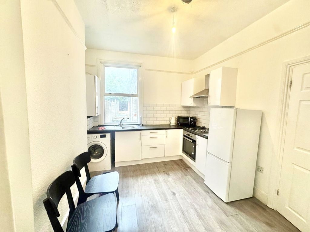 Property photo 2 of 5 Picture No. 01