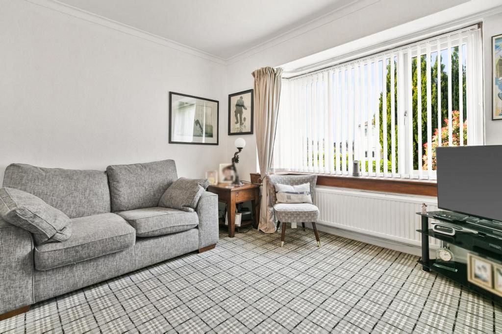 Property photo 2 of 35