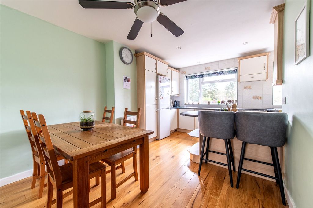 Property photo 2 of 23 Picture No. 05