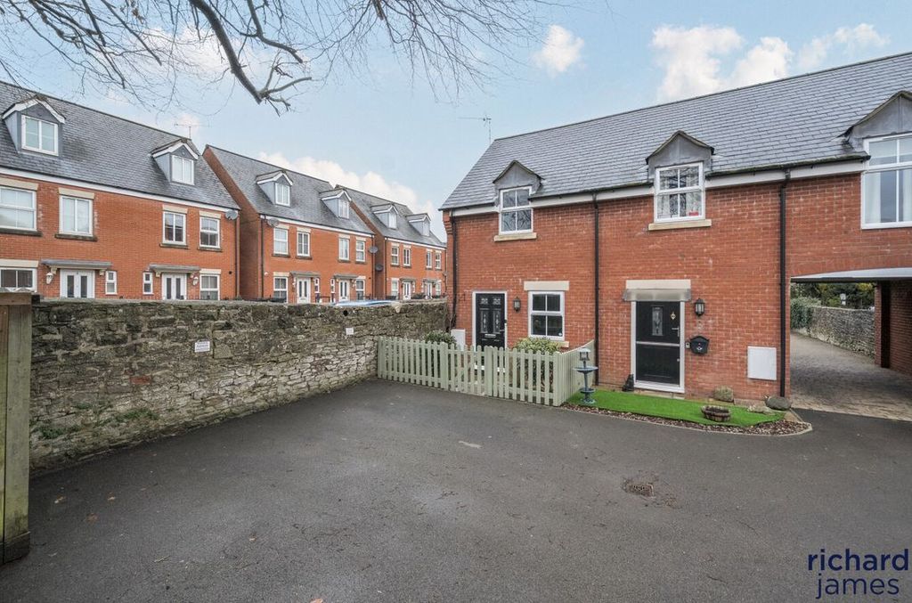 Property photo 1 of 12 Aba650cc161A466Db189ee21Dcbda014