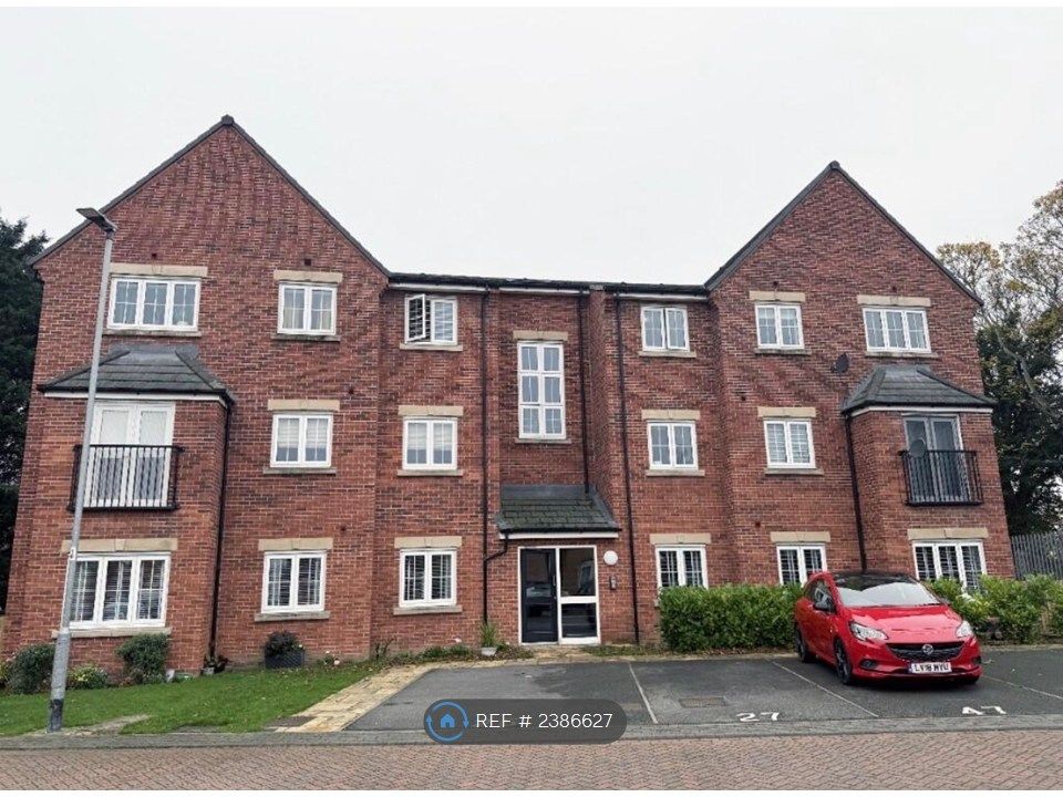 Property photo 1 of 7 Apartment Building