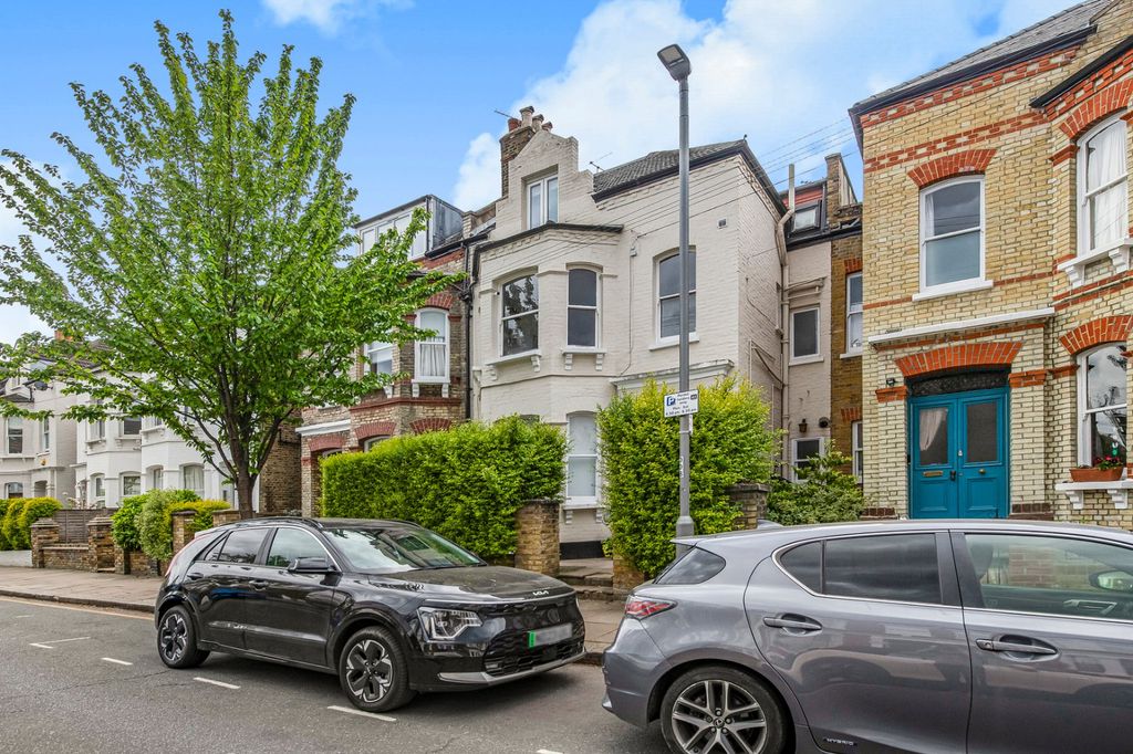 Property photo 1 of 15