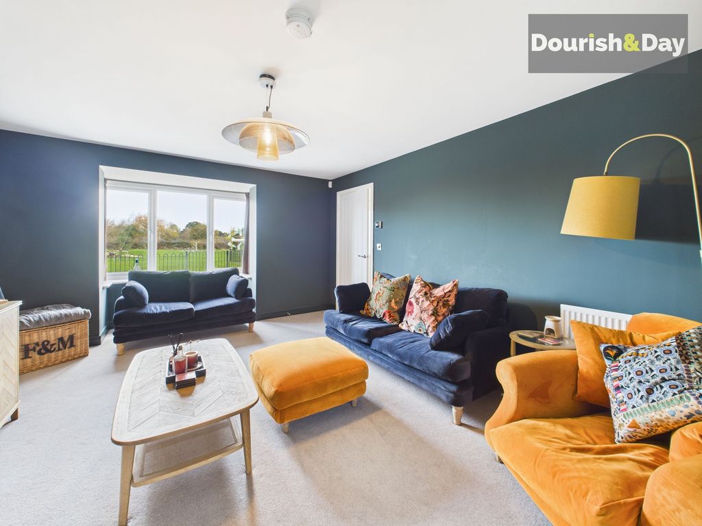 Property photo 3 of 22