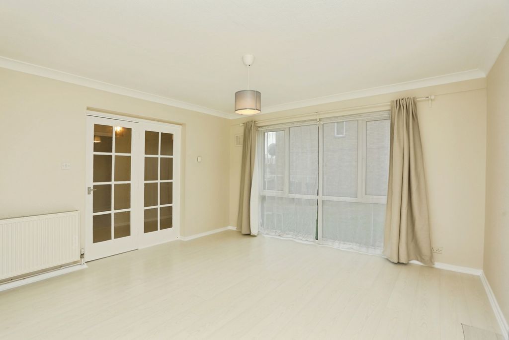 Property photo 3 of 17 Pbox-Img.Jpg