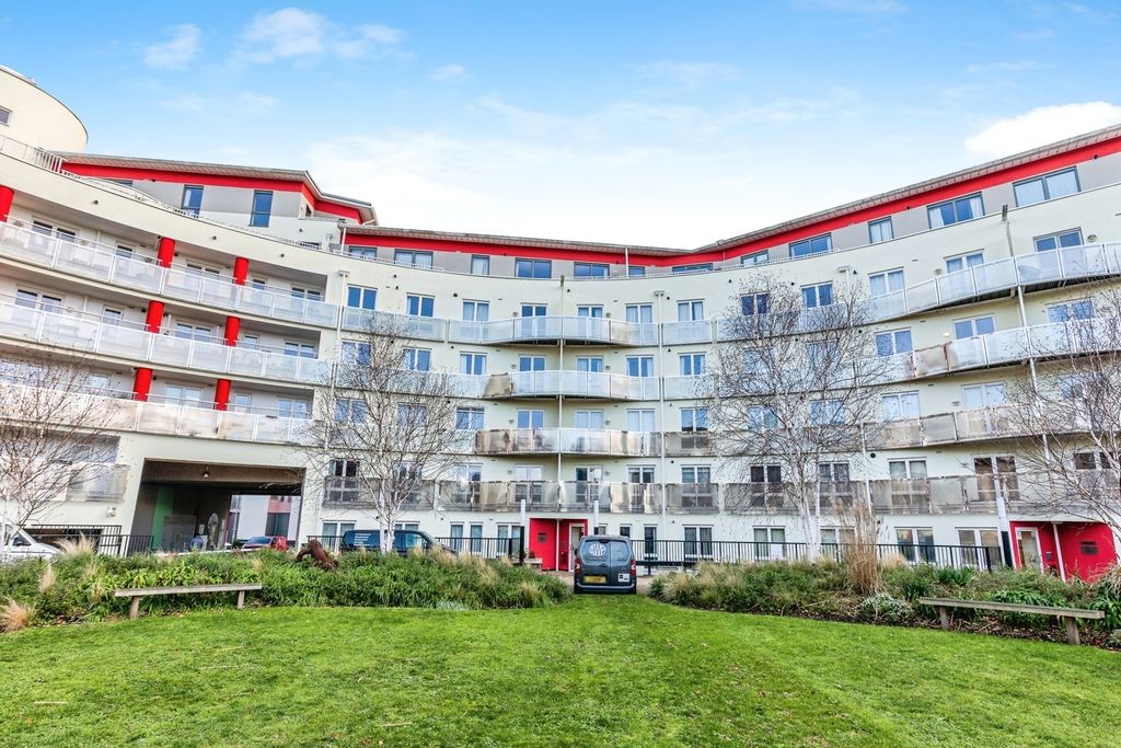 Property photo 1 of 11 Photo