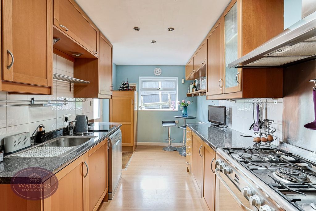 Property photo 3 of 26