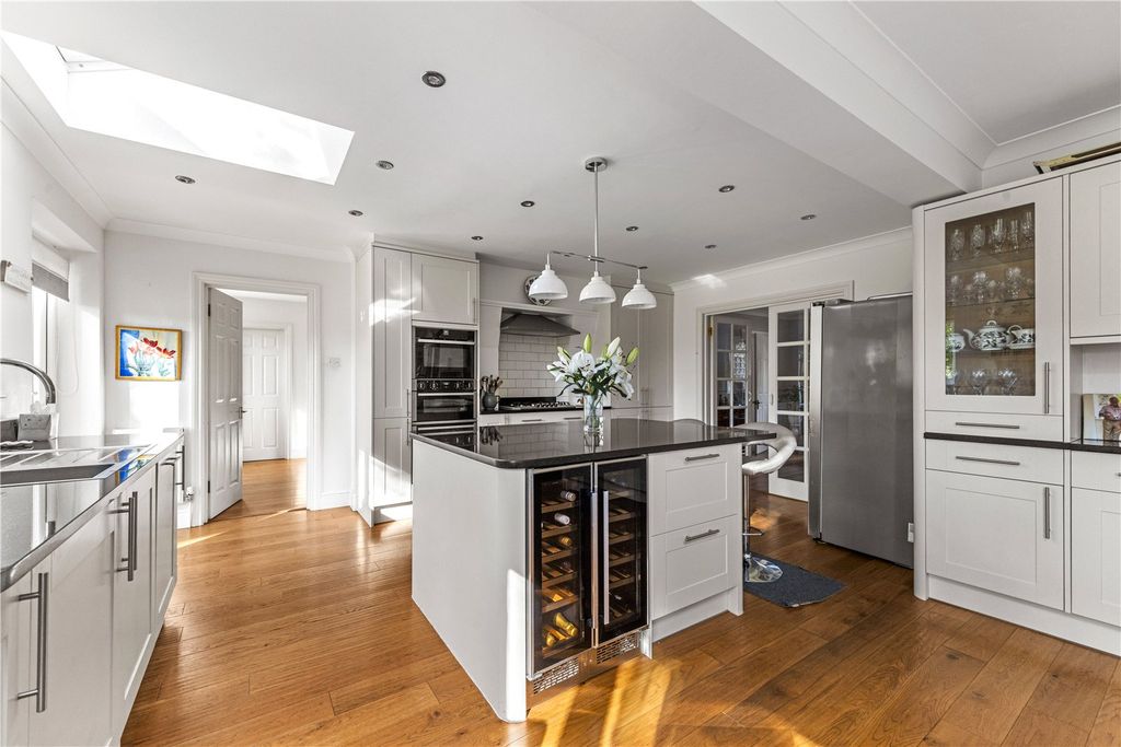 Additional image 8 of 6 bed detached house for saleThe Paddock, Godalming, Surrey GU7