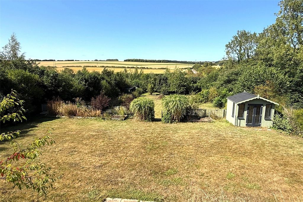 Property photo 2 of 18 Picture No. 38