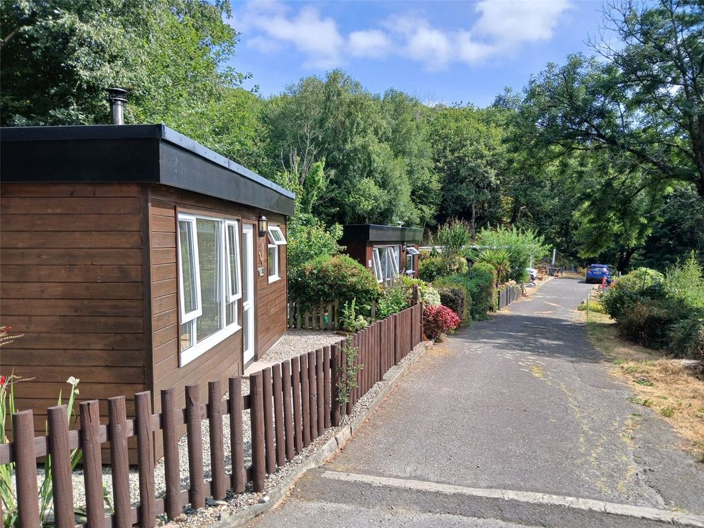Property photo 2 of 10 Picture No. 24