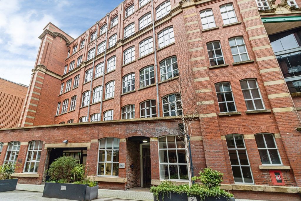 Property photo 1 of 20 Photo