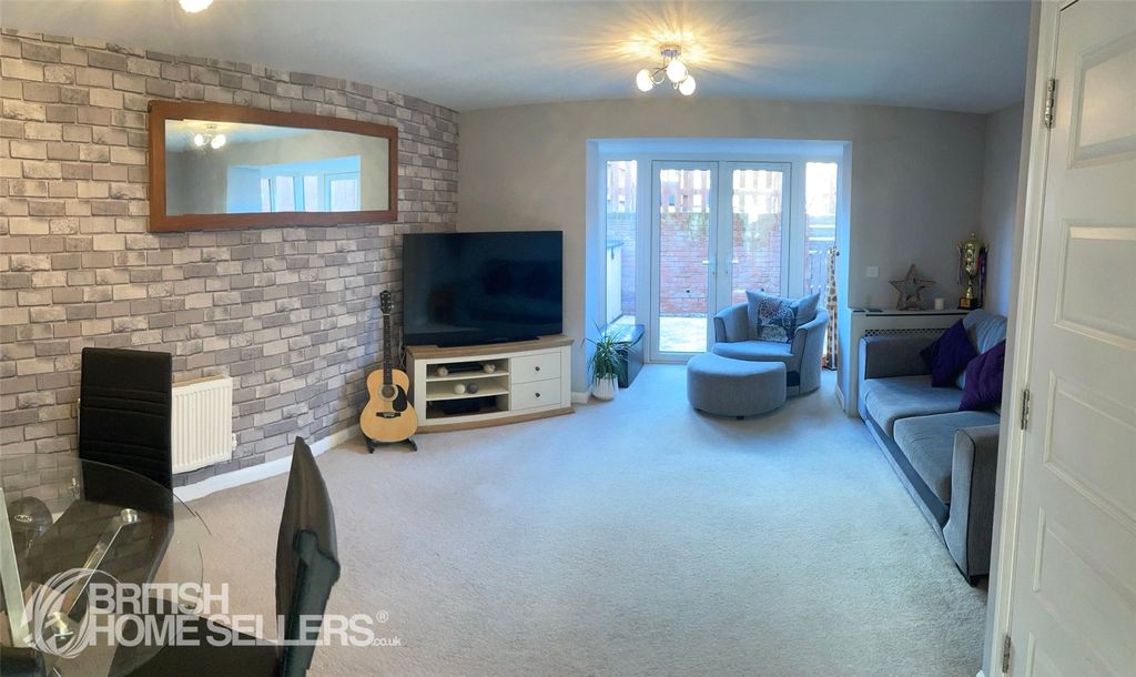 Property photo 2 of 13 Picture No. 11