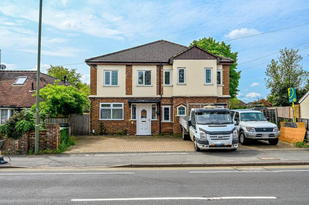 Property photo 2 of 15