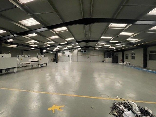 Property photo 2 of 10 Photo 12