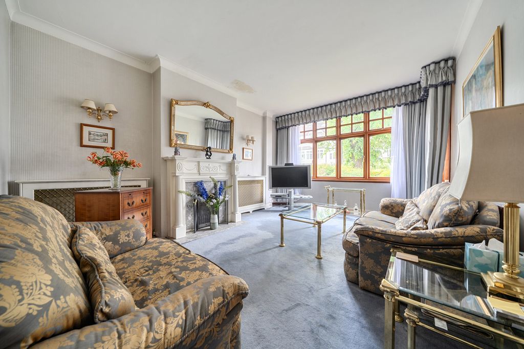 Property photo 2 of 27 1453044-6-6A01d7A...