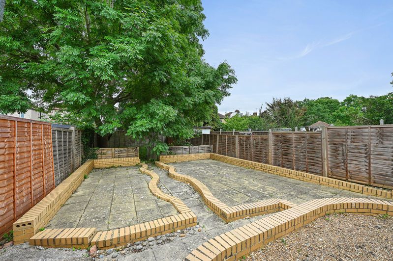 Property photo 3 of 11 Photo 9