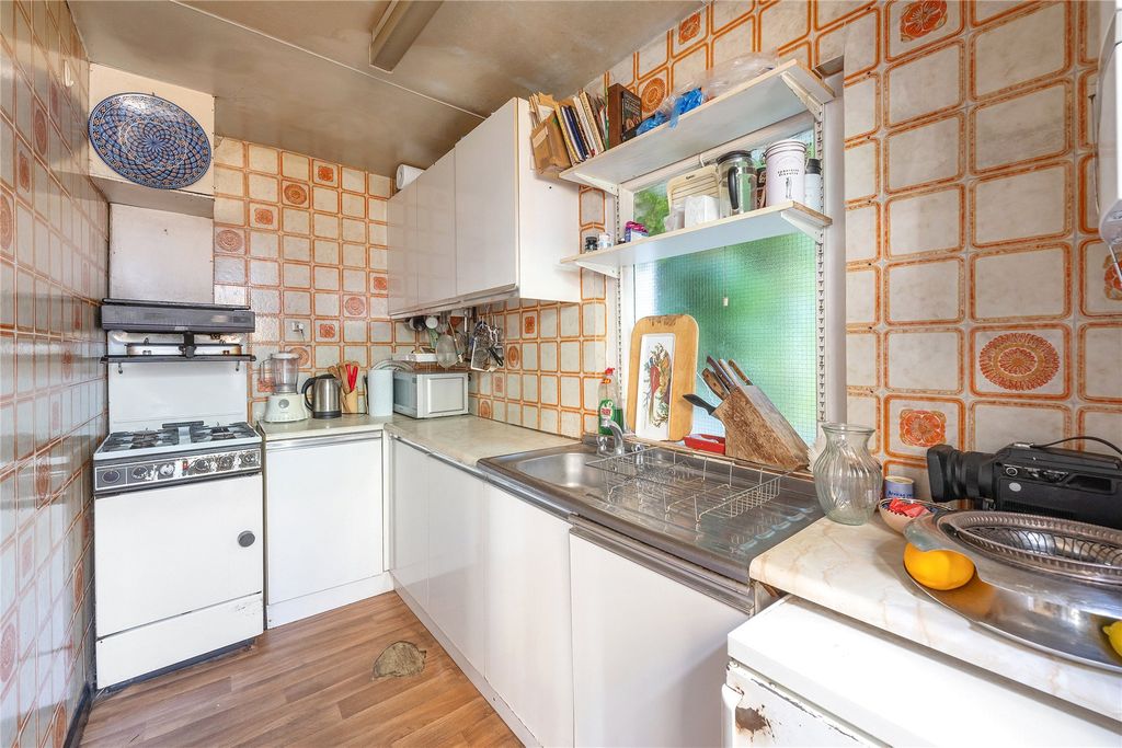 Property photo 3 of 17 Picture No. 06