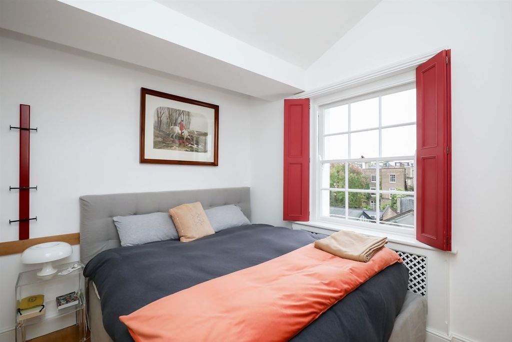 Property photo 2 of 6