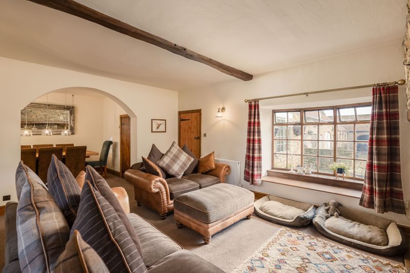 Property photo 3 of 24 Photo 7