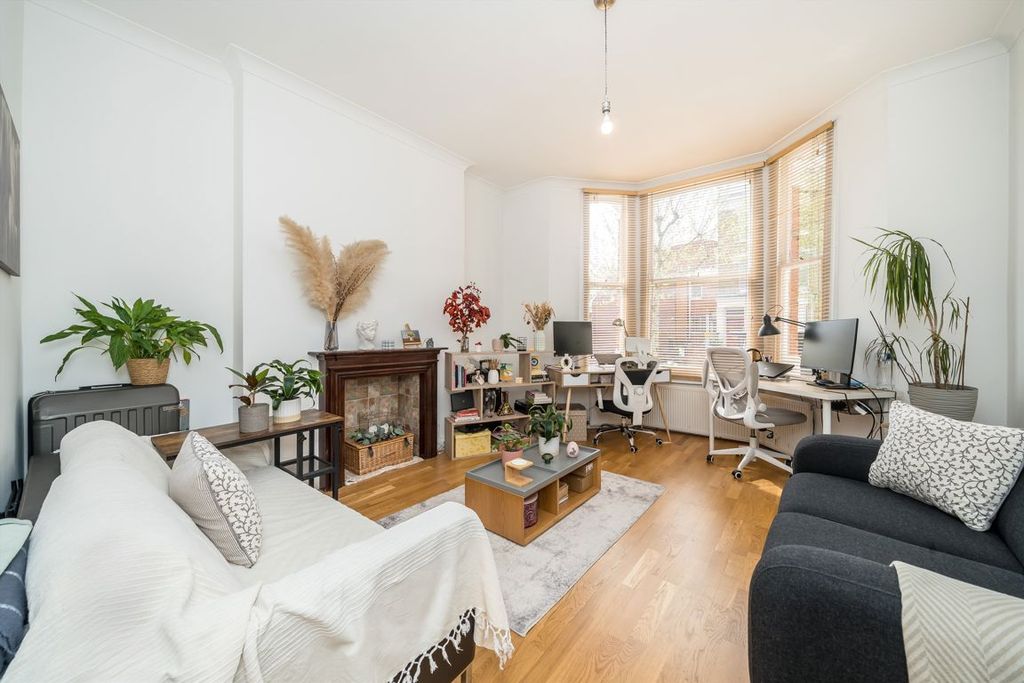 Property photo 2 of 5