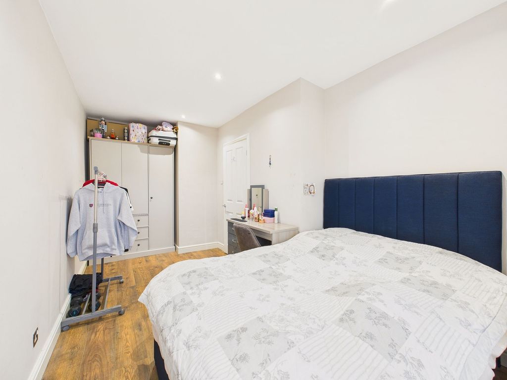 Additional image 9 of 2 bed flat for saleDeans Close, Whickham NE16